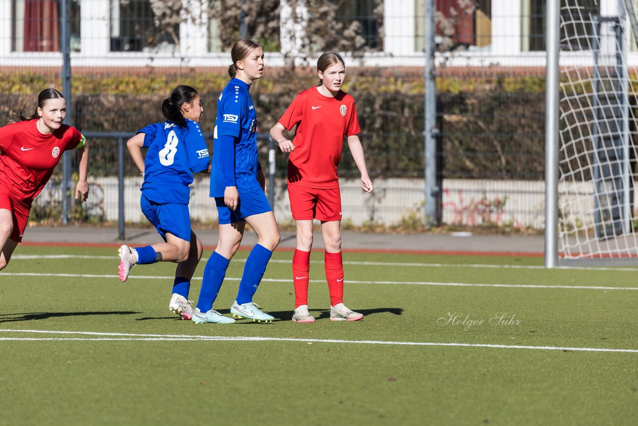 Bild 417 - wCJ Eimsbuettler TV - FC Rosengarten : Ergebnis: 2:0